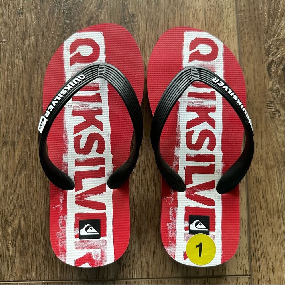 NEW!! Quiksilver Boy’s Flip Flops, Red and Black, Sandals, Size 1